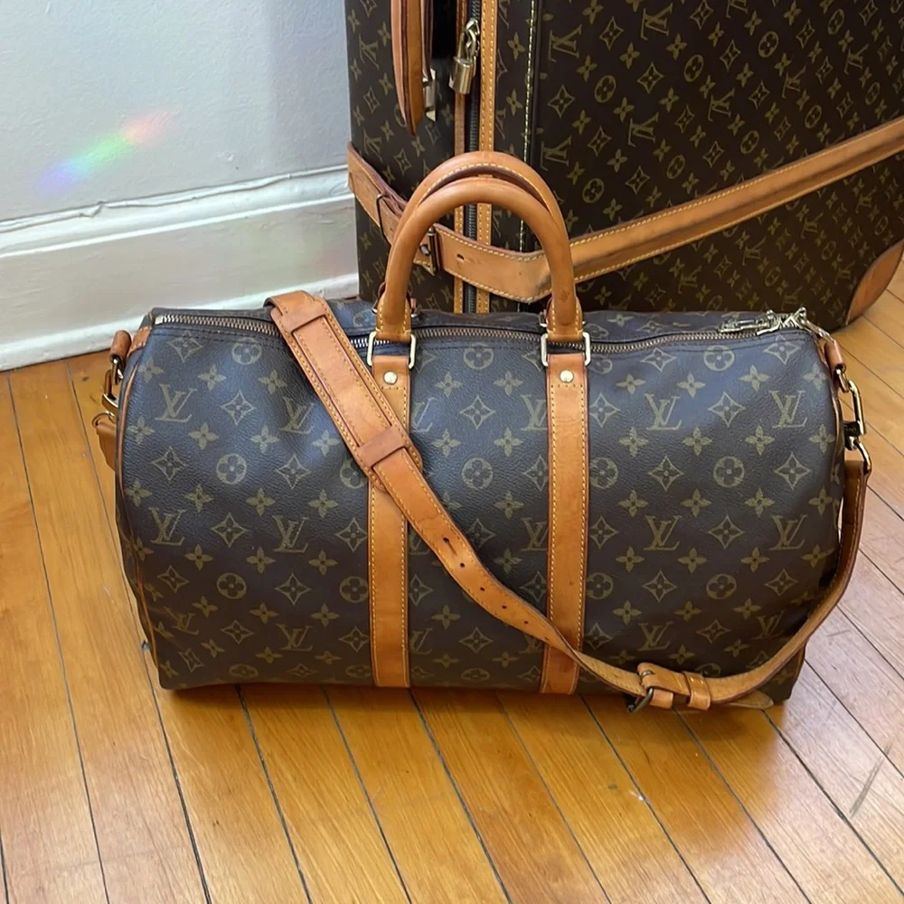 Louis Vuitton Bandouliere Keepall 45 Travel Bag. - Picture 10 of 15